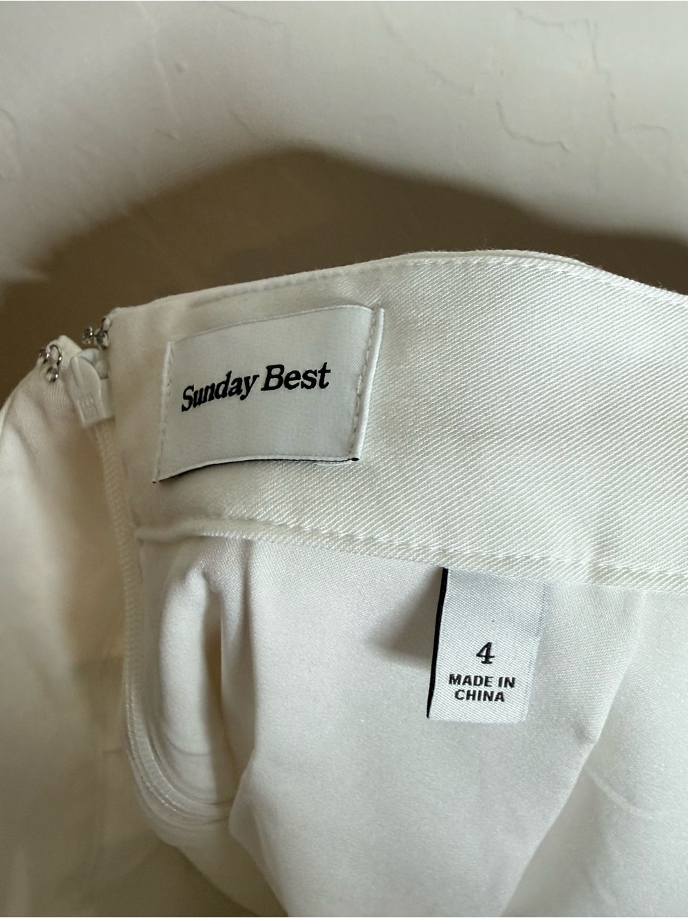 Aritzia Sunday best olive mini pleated skirt in white nwt size 4 - Picture 7 of 7